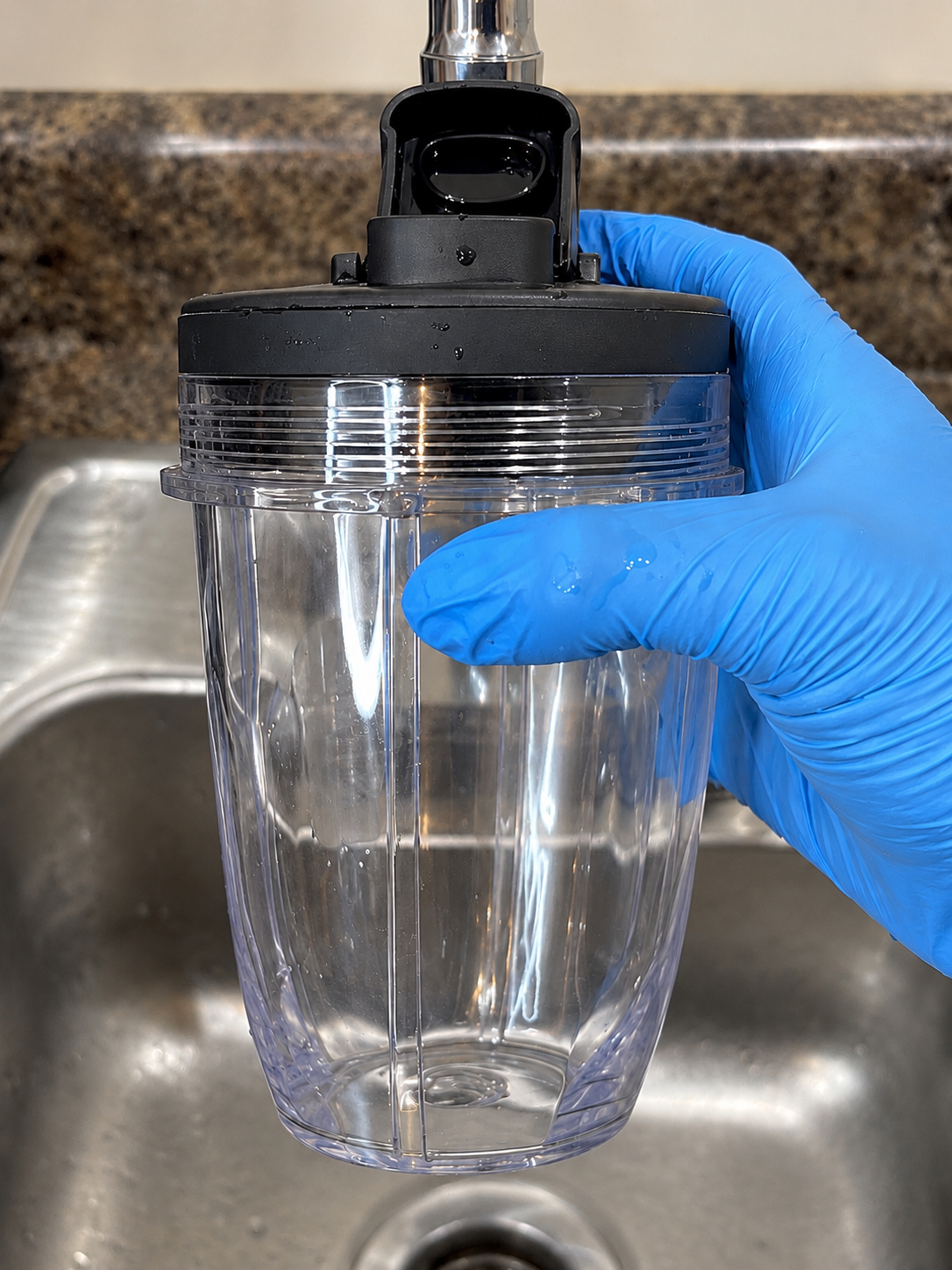 LuxeClean Wand™ – 3-in-1 Bottle, Straw & Lid Cleaning Brush