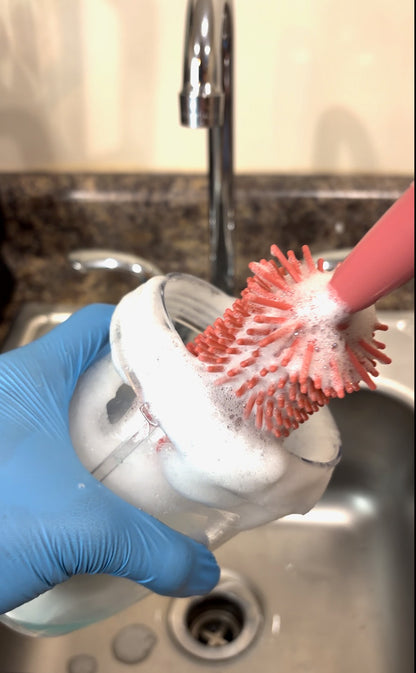 LuxeClean Wand™ – 3-in-1 Bottle, Straw & Lid Cleaning Brush